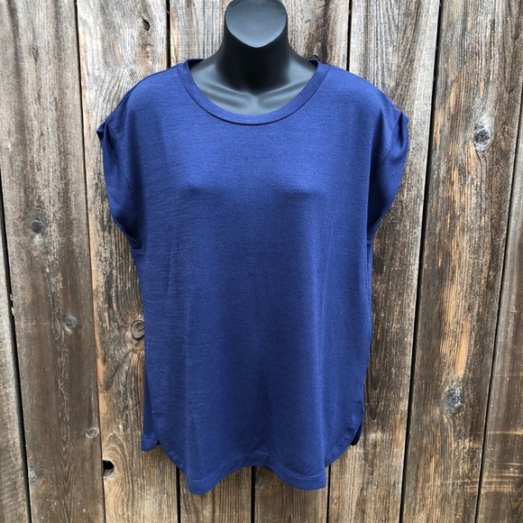 Gap knit top - Picture 3 of 3